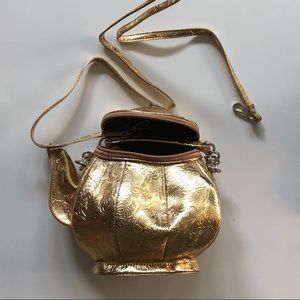 BNWOT Gold Tea Pot Purse